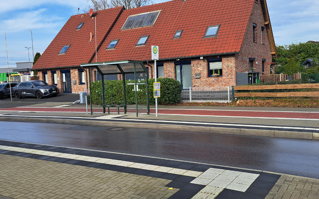 Weitere 6 Bushaltestellen konnten in  diesem Jahr barrierefrei ausgebaut werden